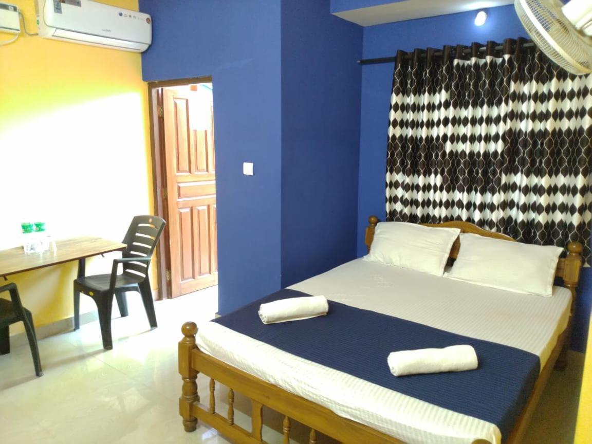 Doris Inn Calagunte Old Goa Exteriör bild
